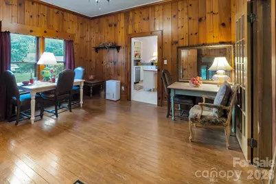 2103 N Thomas Avenue, Newton, NC 28658 - Photo 15