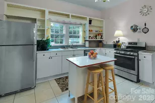 2103 N Thomas Ave, Newton, NC 28658 - Photo 19