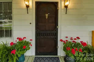 2103 N Thomas Ave, Newton, NC 28658 - Photo 7