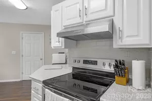217 Lakewood Dr, Pickens, SC 29671 - Photo 17