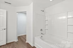 12932 Silvaire Farm Rd, Charlotte, NC 28278 - Photo 31