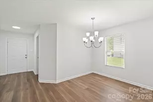 12932 Silvaire Farm Rd, Charlotte, NC 28278 - Photo 7