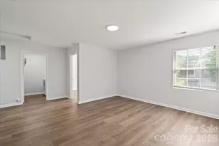 12932 Silvaire Farm Rd, Charlotte, NC 28278 - Photo 35