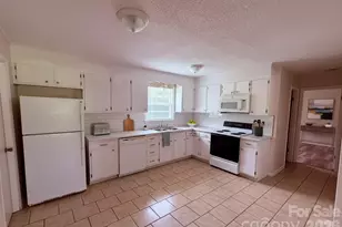 4209 Homeplace Dr, Shelby, NC 28152 - Photo 7