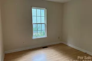 827 E 9th St, Newton, NC 28658 - Photo 11