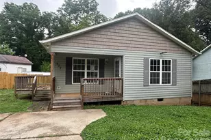 827 E 9th St, Newton, NC 28658 - Photo 1