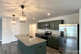 5112 Downhaul Dr, Charlotte, NC 28269 - Photo 3