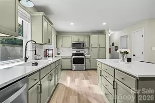 4023 Strangford Ave, Charlotte, NC 28215 - Photo 1