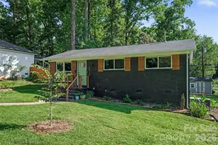 4023 Strangford Ave, Charlotte, NC 28215 - Photo 3