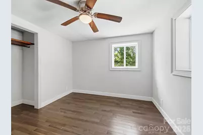425 Lyndhurst Drive, Hendersonville, NC 28791 - Photo 13