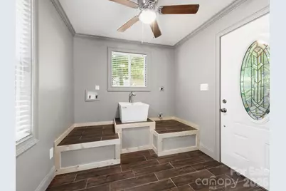 425 Lyndhurst Drive, Hendersonville, NC 28791 - Photo 19