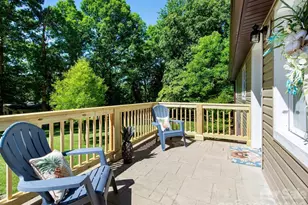 425 Lyndhurst Dr, Hendersonville, NC 28791 - Photo 5