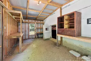 425 Lyndhurst Dr, Hendersonville, NC 28791 - Photo 23