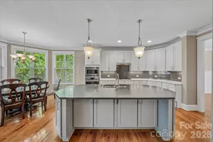 836 Elizabeth Ln, Matthews, NC 28105 - Photo 17