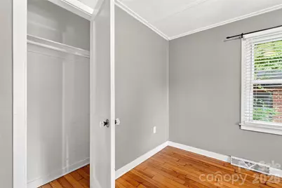 469 Kenilworth Road, Asheville, NC 28805 - Photo 13