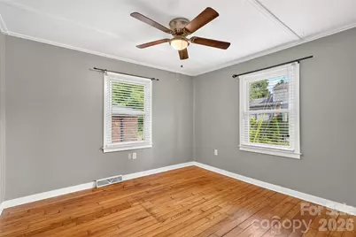 469 Kenilworth Road, Asheville, NC 28805 - Photo 11