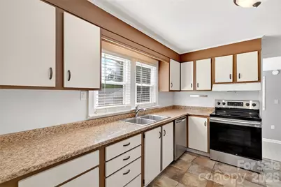 469 Kenilworth Road, Asheville, NC 28805 - Photo 7