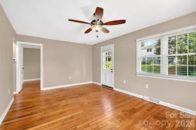 469 Kenilworth Road, Asheville, NC 28805 - Photo 5