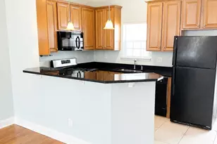 4376 Yoruk Forest Ln, Charlotte, NC 28211 - Photo 3