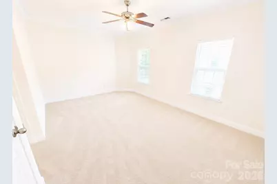 4376 Yoruk Forest Lane, Charlotte, NC 28211 - Photo 19