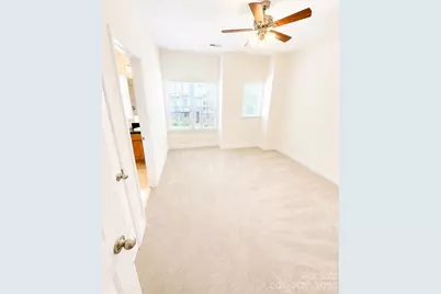 4376 Yoruk Forest Lane, Charlotte, NC 28211 - Photo 13