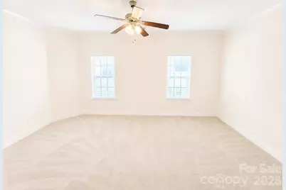 4376 Yoruk Forest Lane, Charlotte, NC 28211 - Photo 17
