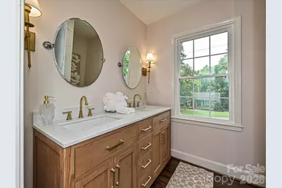 6654 Brookcrest Drive, Charlotte, NC 28210 - Photo 15