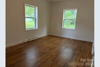 1111 S Meeting Street, Statesville, NC 28677 - Photo 15