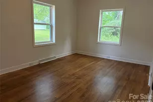 1111 S Meeting St, Statesville, NC 28677 - Photo 15