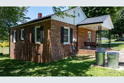 111 Cross Memorial Avenue, Morganton, NC 28655 - Photo 23