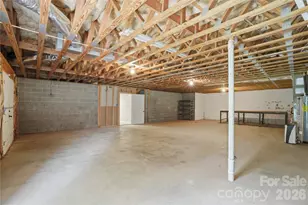 1550 Indian Springs Dr NW, Conover, NC 28613 - Photo 27