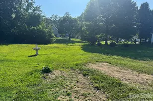 8432 Idlewild Rd, Charlotte, NC 28227 - Photo 3