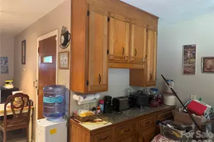 8432 Idlewild Rd, Charlotte, NC 28227 - Photo 5