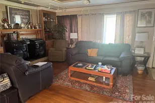 8432 Idlewild Rd, Charlotte, NC 28227 - Photo 3