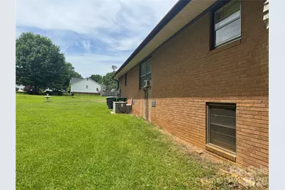 8432 Idlewild Road, Charlotte, NC 28227 - Photo 15