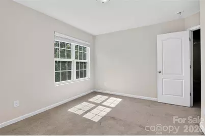7803 Paper Birch Drive, Charlotte, NC 28215 - Photo 15