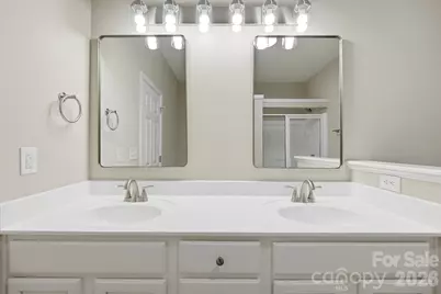 4427 Glenlea Commons Drive, Charlotte, NC 28216 - Photo 31