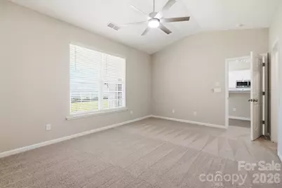 4427 Glenlea Commons Drive, Charlotte, NC 28216 - Photo 25