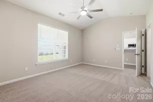 4427 Glenlea Commons Dr, Charlotte, NC 28216 - Photo 25