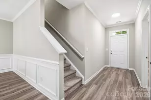 4427 Glenlea Commons Dr, Charlotte, NC 28216 - Photo 7