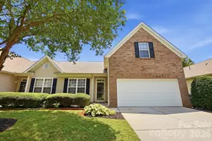 4427 Glenlea Commons Dr, Charlotte, NC 28216 - Photo 3