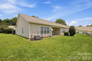 4427 Glenlea Commons Dr, Charlotte, NC 28216 - Photo 45