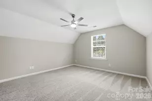 4427 Glenlea Commons Dr, Charlotte, NC 28216 - Photo 37
