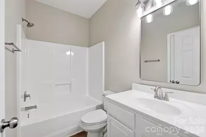 4427 Glenlea Commons Drive, Charlotte, NC 28216 - Photo 33