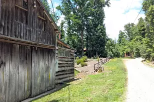 1760 & 1768 Linville Ave, Morganton, NC 28655 - Photo 37