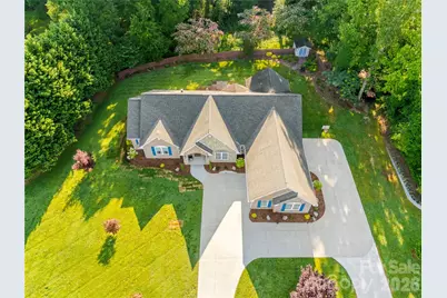 115 Country Club Drive, Morganton, NC 28655 - Photo 5