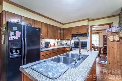 7835 US 23 Highway, Mars Hill, NC 28754 - Photo 15