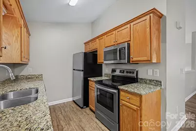 1607 Indian Springs Drive NW, Conover, NC 28613 - Photo 5