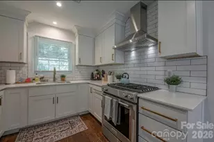 523 Kenlough Dr, Charlotte, NC 28209 - Photo 7