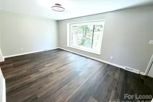 701 Archdale Dr, Charlotte, NC 28217 - Photo 9